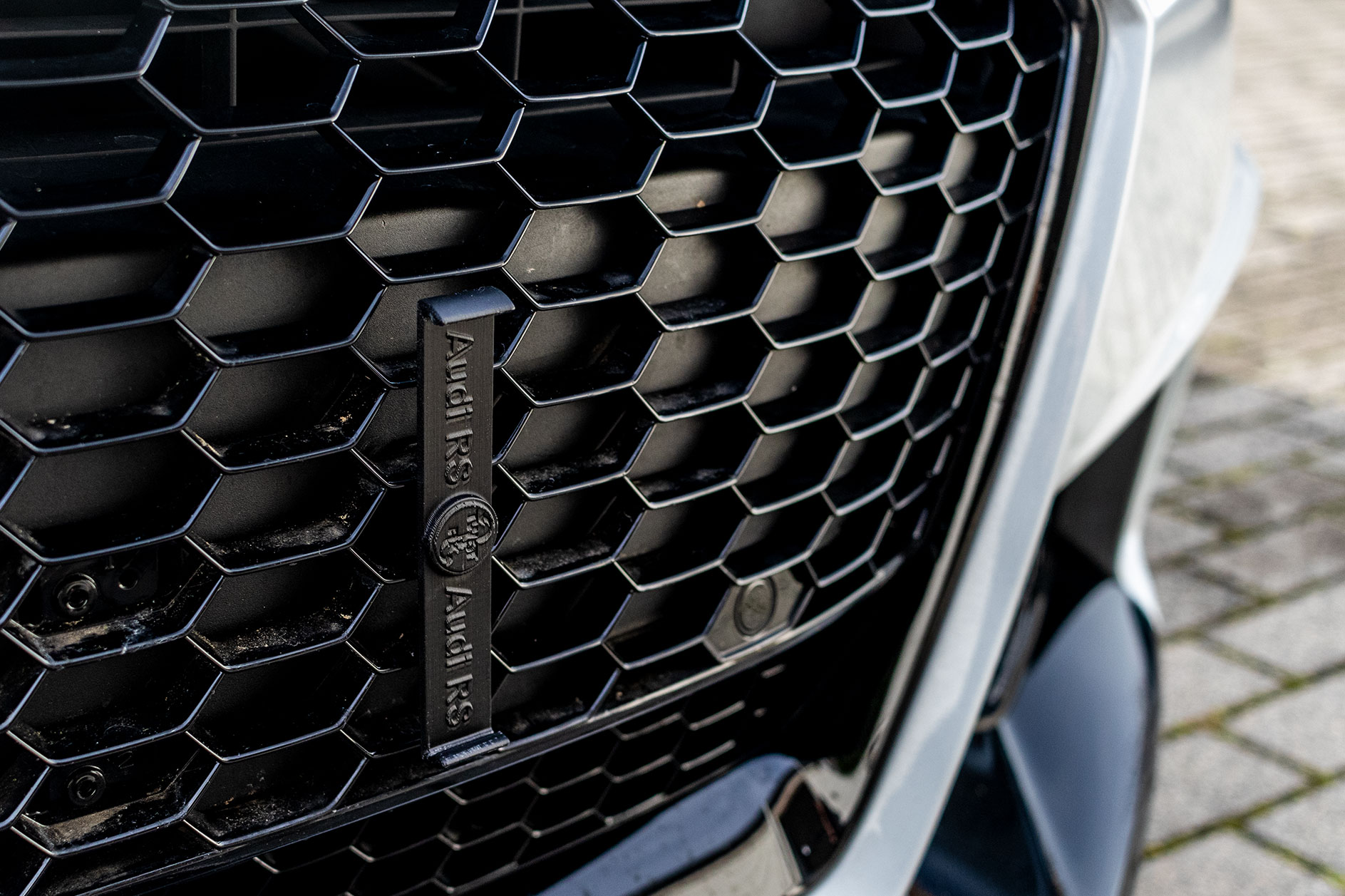 Test: twist 'n' fix Kennzeichenhalter V2 für Audi TT RS (8S